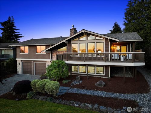 6210 105th Avenue Ne, Kirkland, WA, 98033 | Card Image
