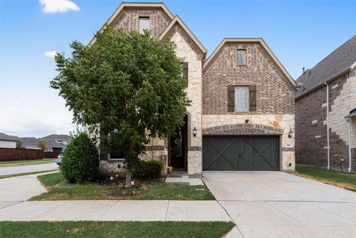 718 Waterbrook Pkwy, Argyle, TX, 76226-2311 | Card Image