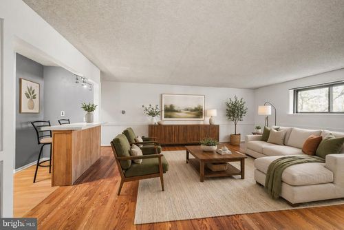 unit-33d-400 Glendale Rd, HAVERTOWN, PA, 19083-3161 | Card Image