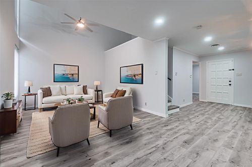 apt-b-576 E Avenue J, Grand Prairie, TX, 75050-2549 | Card Image