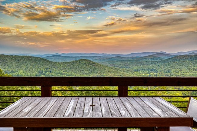 739 Big Sky Trl, Home with 6 bedrooms, 5 bathrooms and null parking in Epworth GA | Image 15