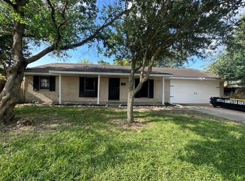 13806 Hollypark Dr, Houston, TX, 77015-2913 | Card Image