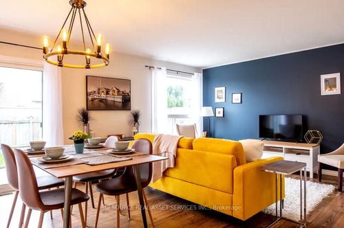 407 Rittenhouse Rd, Kitchener, ON, N2E3M4 | Card Image