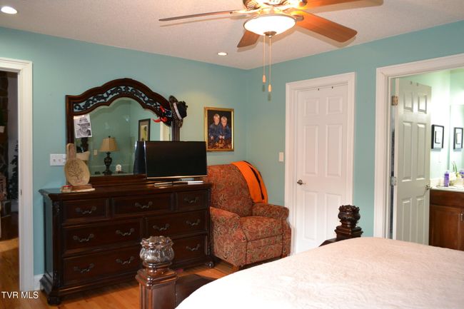 18486 Spoon Gap Rd, House other with 2 bedrooms, 2 bathrooms and null parking in Abingdon VA | Image 11