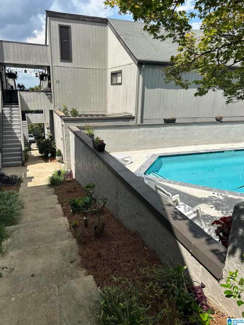 apt-e15-3350 Altamont Rd, BIRMINGHAM, AL, 35205-8102 | Card Image