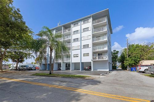 apt-304-1701 Washington St, Hollywood, FL, 33020-6152 | Card Image