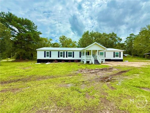 27 Virginia Rd, Hinesville, GA, 31313-6905 | Card Image