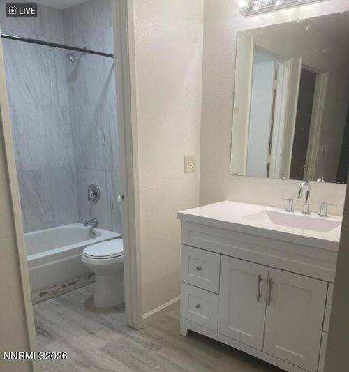 apt-1-2385 Tripp Dr, Reno, NV, 89512-1782 | Card Image