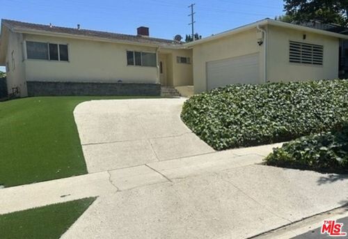 3806 Carmona Avenue, Los Angeles, CA, 90008 | Card Image