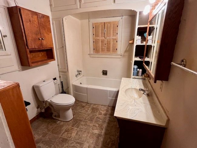 411 N Mckinley Ave, House other with 3 bedrooms, 3 bathrooms and null parking in Rotan TX | Image 8