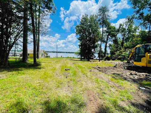 615 Flintside Dr, Cobb, GA, 31735-2130 | Card Image