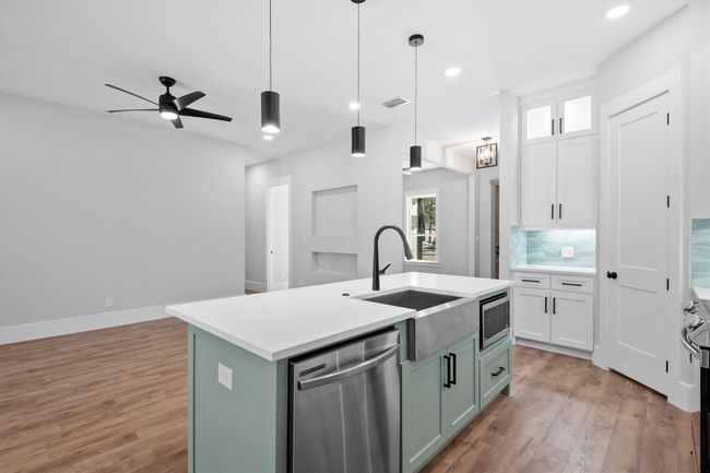 113 Lakeview Dr, House other with 4 bedrooms, 3 bathrooms and null parking in Trinidad TX | Image 8
