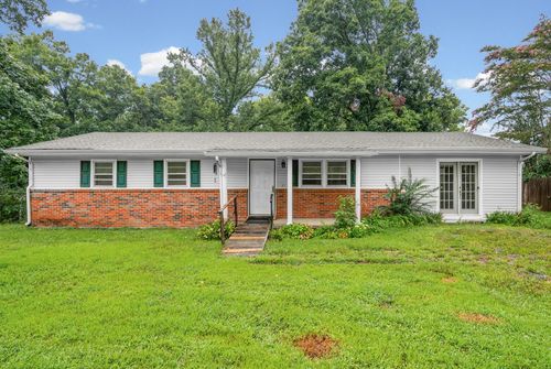 1069 Palmyra Rd, Clarksville, TN, 37040-7234 | Card Image