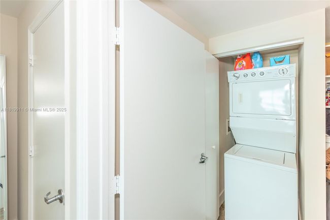 APT-4808 - 60 Sw 13 Th St, Condo with 1 bedrooms, 2 bathrooms and null parking in Miami FL | Image 12