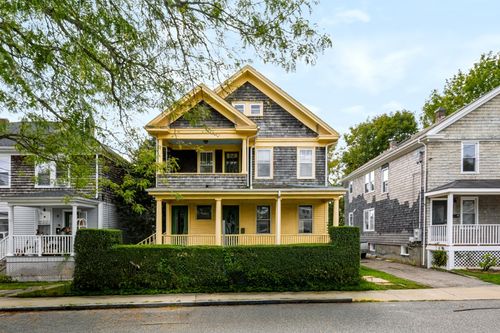 7 Princeton St, Newport, RI, 02840-1805 | Card Image