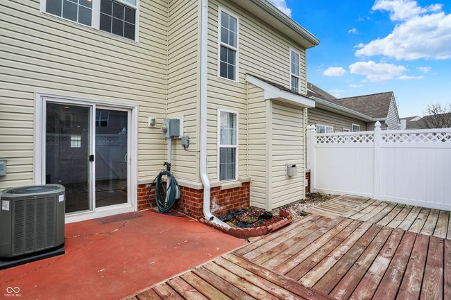 503 Fayette Dr, Condo with 3 bedrooms, 3 bathrooms and null parking in Westfield IN | Image 37
