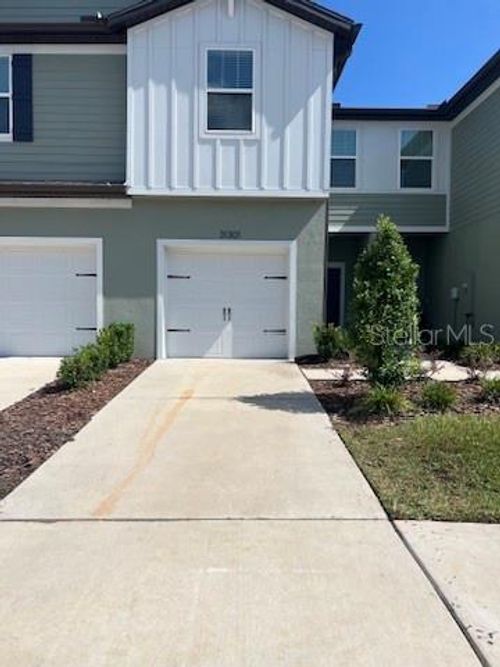 31301 Amberview Bnd, Wesley Chapel, FL, 33545-4519 | Card Image