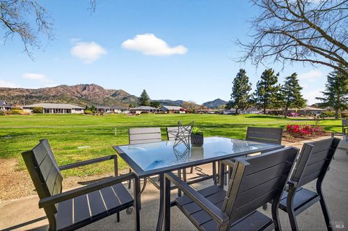 333 Golf Ct, Santa Rosa, CA, 95409-6320 | Card Image