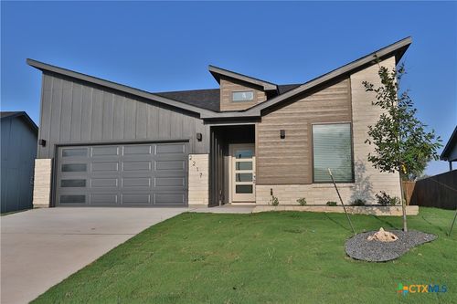 2217 Wooster St, Nolanville, TX, 76559-4755 | Card Image