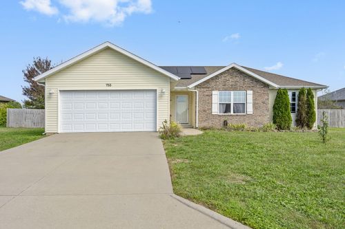 755 Woodlawn St, Marshfield, MO, 65706-2220 | Card Image