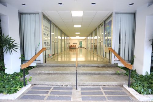 apt-613-1560 Kanunu St, Honolulu, HI, 96814-3202 | Card Image