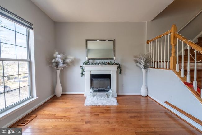 3959 Blysdale Ln, Townhouse with 3 bedrooms, 4 bathrooms and null parking in WOODBRIDGE VA | Image 5