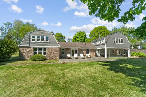 1335 Pequot Trl, Stonington, CT, 06378-1928 | Card Image