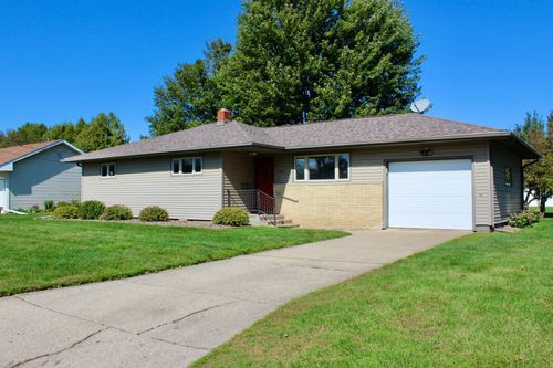 232 5th St Nw, Blooming Prairie, MN, 55917-1135 | Card Image