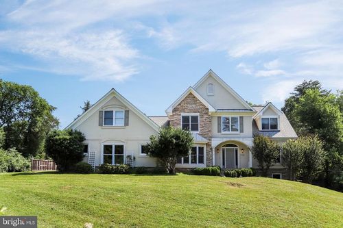 710 Parrish Farm Ln, Great Falls, VA, 22066-1003 | Card Image