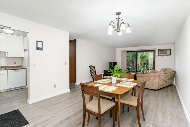 210 - 1855 Silver Bell Road, Condo with 2 bedrooms, 2 bathrooms and null parking in Eagan MN | Image 6