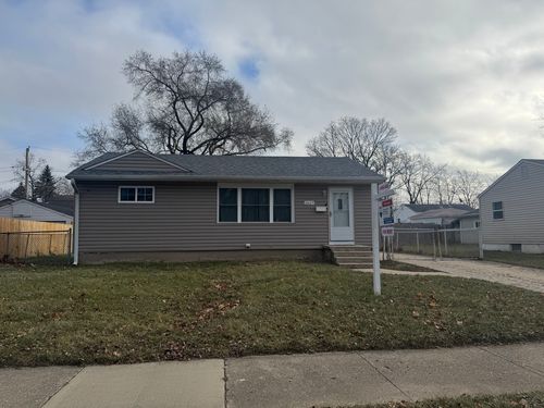 2027 Indian Rd, WAUKEGAN, IL, 60087-4526 | Card Image