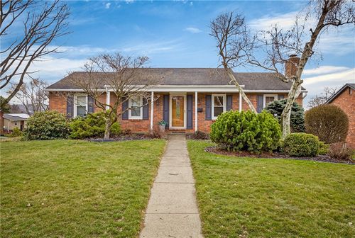 625 Ray Dr, Carnegie, PA, 15106-1807 | Card Image