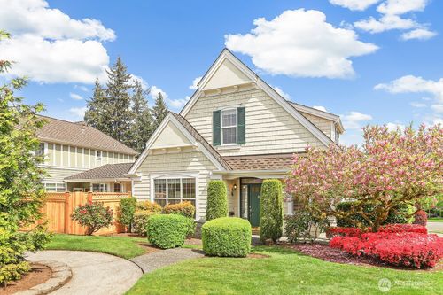 16335 18th Ave Se, Mill Creek, WA, 98012-8055 | Card Image