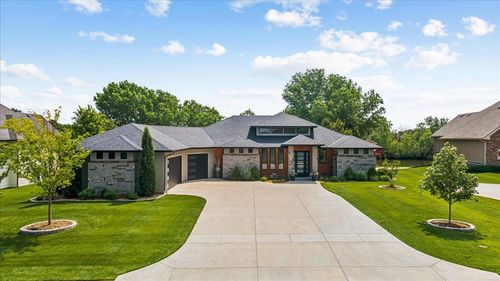 4046 N Stone Barn St, Maize, KS, 67101-4115 | Card Image