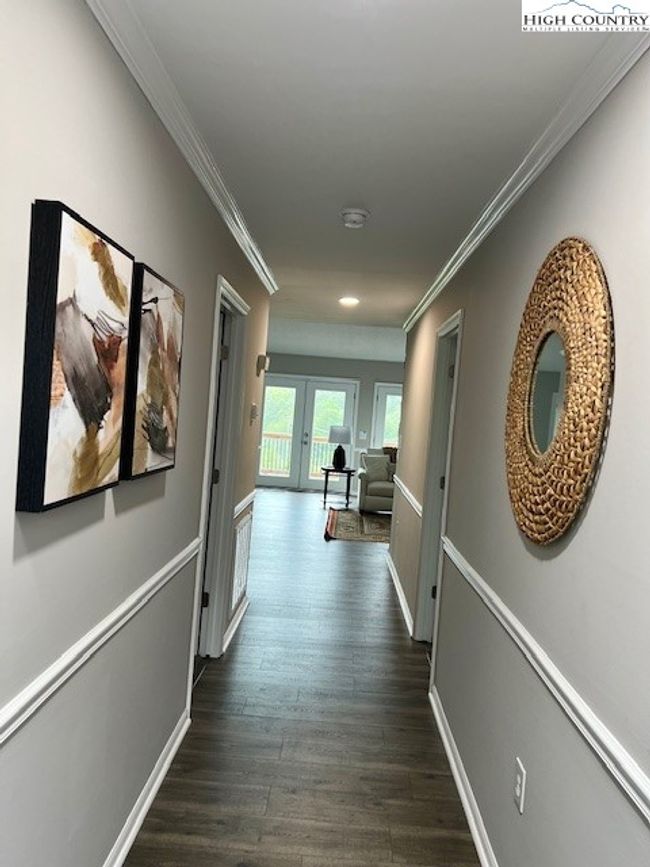 101 - 30 Village Rd, Townhouse with 2 bedrooms, 2 bathrooms and null parking in Roaring Gap NC | Image 6