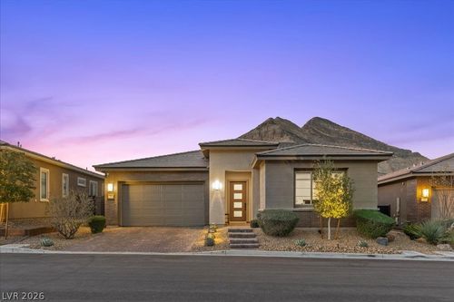 10950 Red Yucca Dr, Las Vegas, NV, 89138-6128 | Card Image