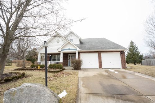 8303 Bighorn Ct, Fishers, IN, 46038-4449 | Card Image