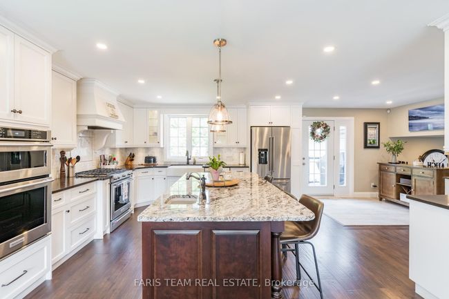 114 Bay St, House other with 5 bedrooms, 4 bathrooms and 9 parking in Victoria Harbour ON | Image 6