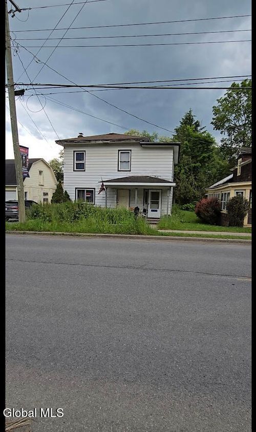 109 Broad St, Morris, NY, 13808-2222 | Card Image