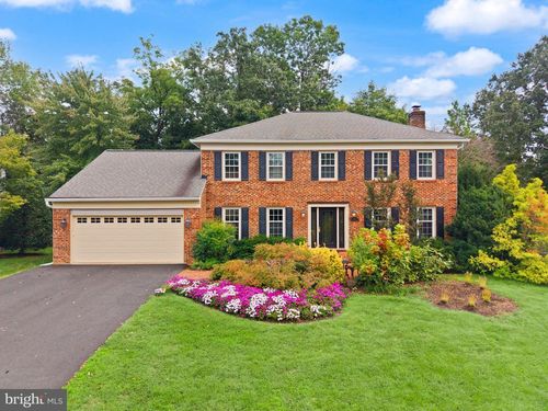 15541 Eagle Tavern Ln, CENTREVILLE, VA, 20120-3705 | Card Image