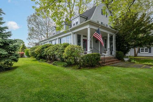 76 Argyle Ave, Babylon, NY, 11702-2641 | Card Image