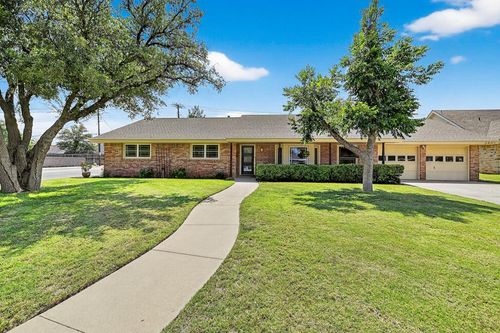 2801 W Dengar Ave, Midland, TX, 79705-6104 | Card Image