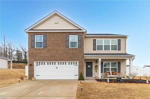 5020 Crest Ct, Trinity, NC, 27370-8993 | Card Image