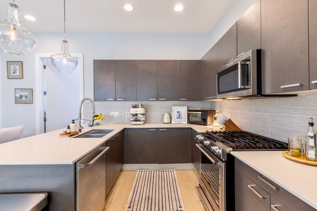 4920 Zuma Ct, Townhouse with 2 bedrooms, 3 bathrooms and null parking in Dallas TX | Image 4