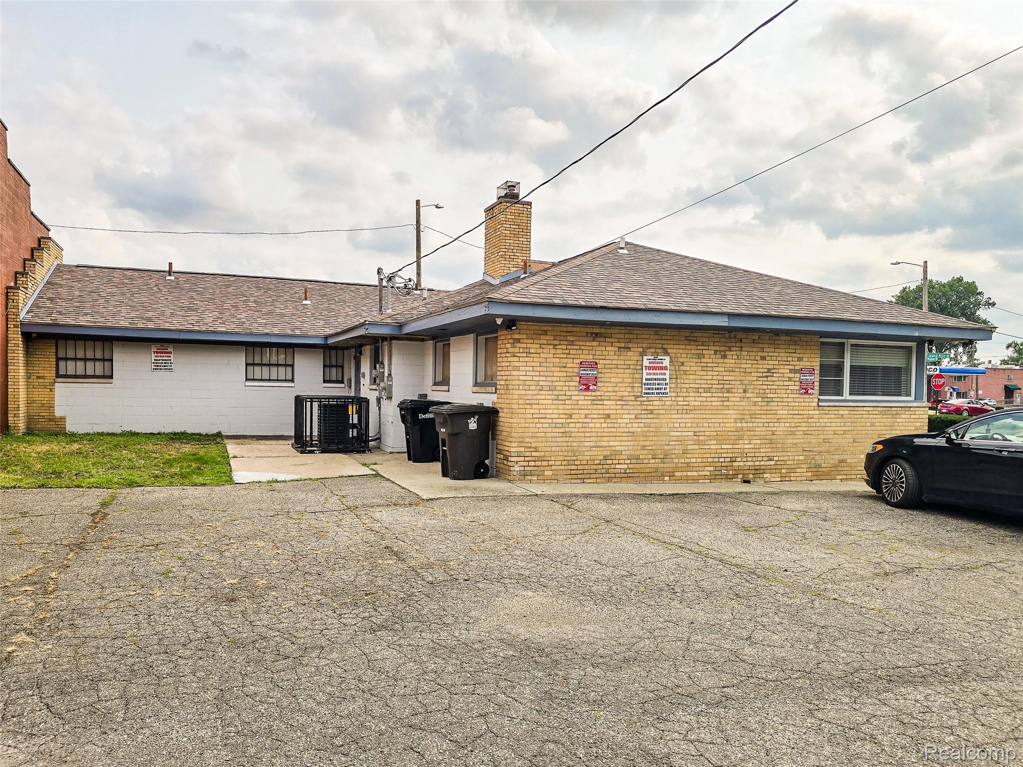 Commercial Lease in Detroit 4