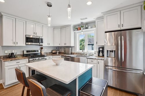 apt-2-35 Pope St, Hudson, MA, 01749-2265 | Card Image