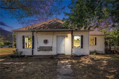 20019 Wilderness Camp Rd, Lawson, MO, 64062-7164 | Card Image