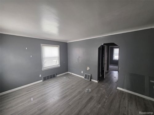 19710 Lamont St, Detroit, MI, 48234-2284 | Card Image