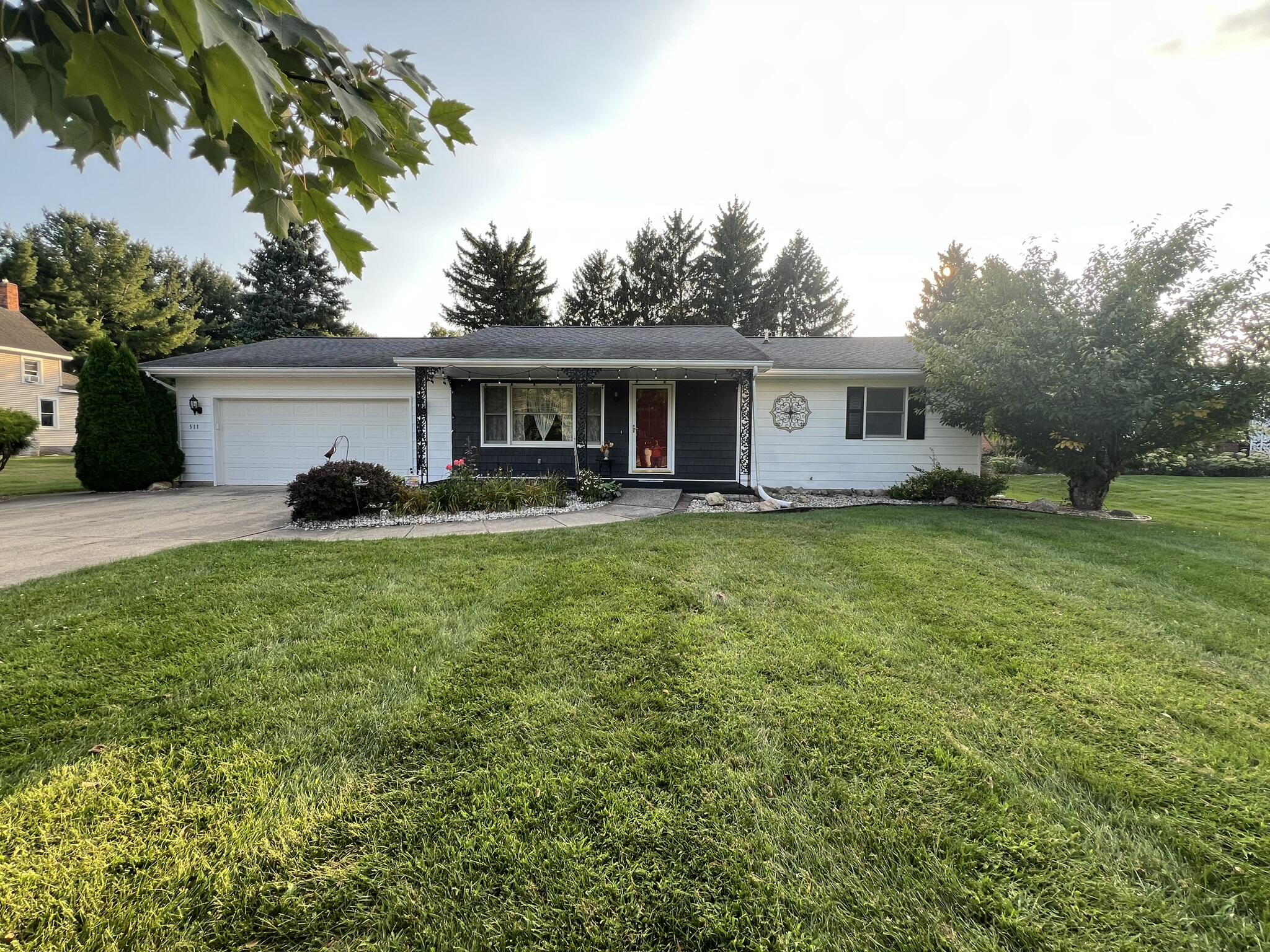 Grand St, Coldwater, MI 49036