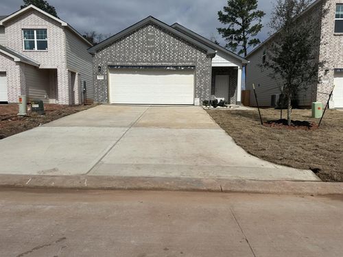 15032 Ronan Dr, Montgomery, TX, 77316-3529 | Card Image